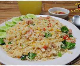 ข้าวผัดไก่