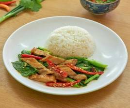 ข้าวคะน้าหมูกรอบ